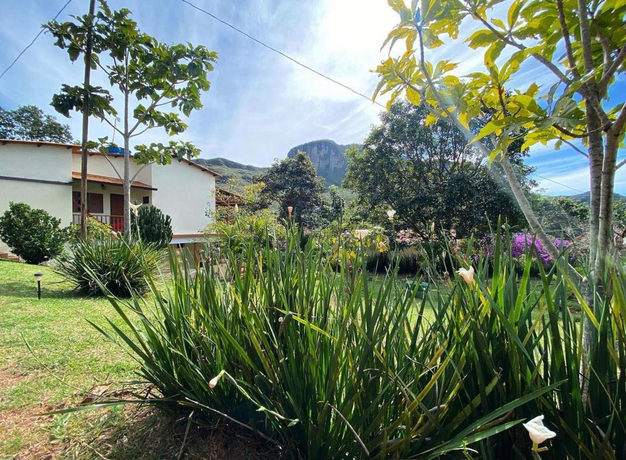 Pousada Rancho Dos Ipes Алту-Параизу-ди-Гояс Экстерьер фото